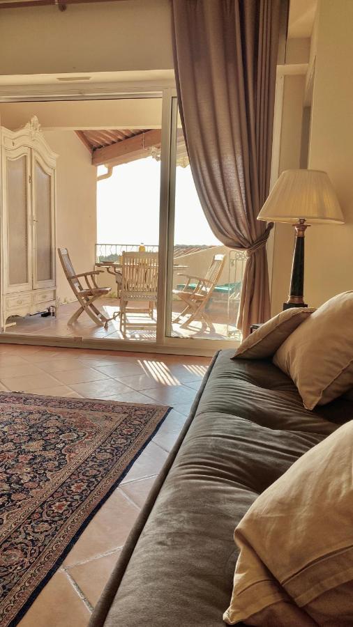 Hameau Des Amandiers-Vue Mer & Golf Saint-Cyr-sur-Mer Exteriér fotografie