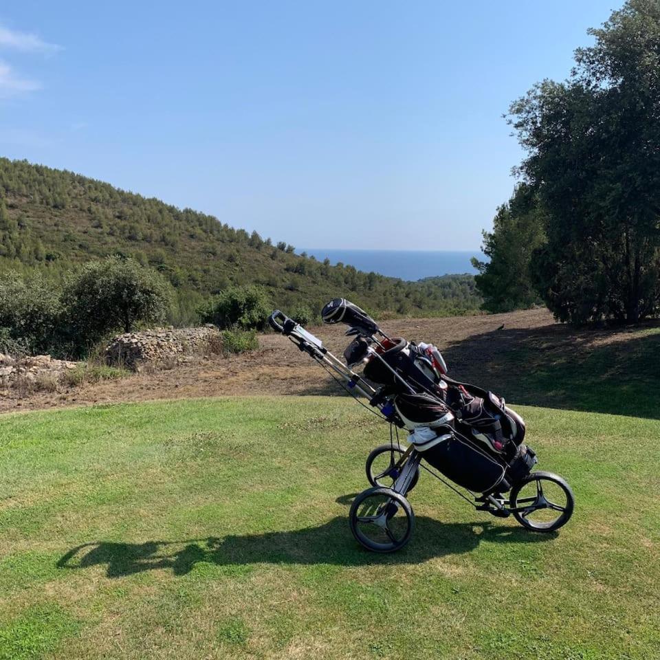 Hameau Des Amandiers-Vue Mer & Golf Saint-Cyr-sur-Mer Exteriér fotografie